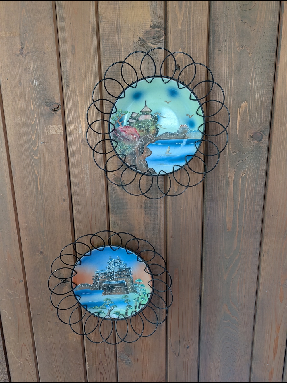 2 MCM Japanese Kasuga Ware Hand Painted Moriage Wall Plate Hanging w/ Wire Frame